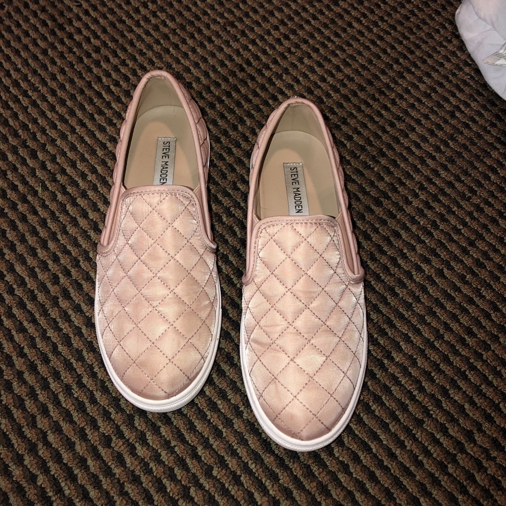 steve madden slip on shoes